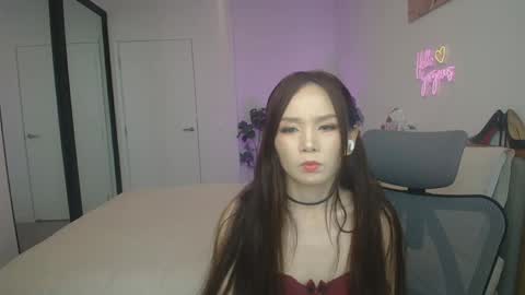 Snapshot of hannavibe chatting on 05.03.26 HannaVibe online show from 05.03.26