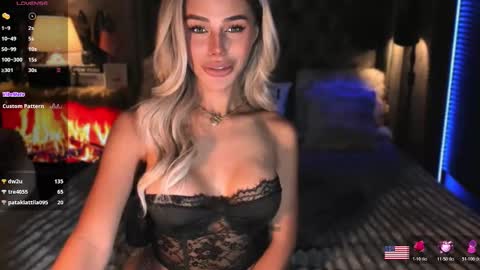 hanny113826 online show from 11.19.25