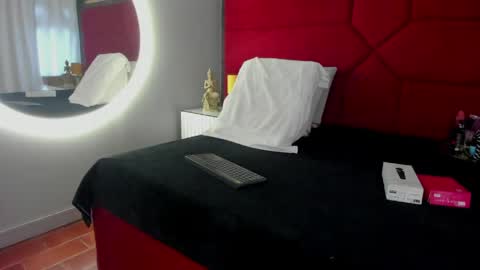 Hanny  online show from 05.10.26