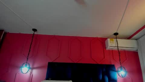 Hanny  online show from 05.20.26