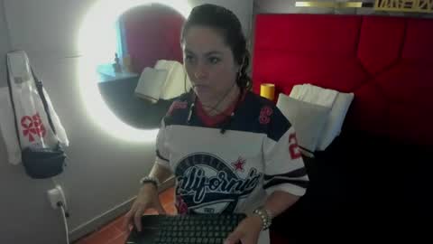 Hanny  online show from 06.11.26