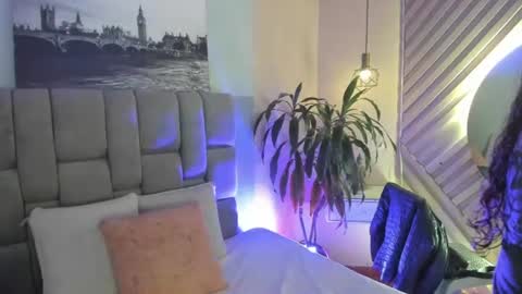 Hanny  online show from 07.24.26