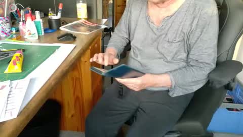 Snapshot of hansi63 chatting on 05.27.26 charly online show from 05.27.26