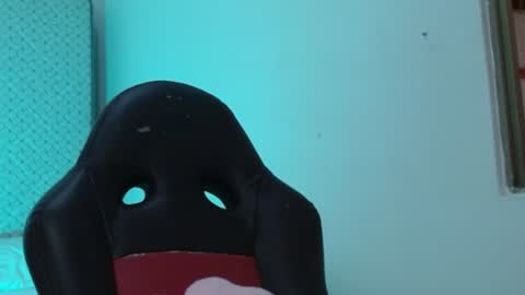 Snapshot of hantonella chatting on 06.20.26 Anto online show from 06.20.26