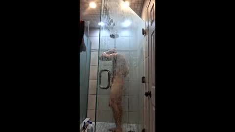 Snapshot of happs1068 chatting on 04.01.26 happs1068 online show from 04.01.26