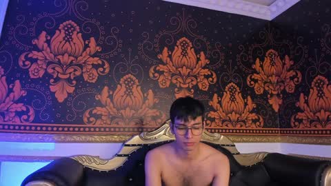 happy_cream_ online show from 12.21.24