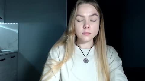 happy_fox_ online show from 02.24.26