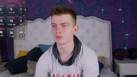 happydeimos online show from 04.18.26