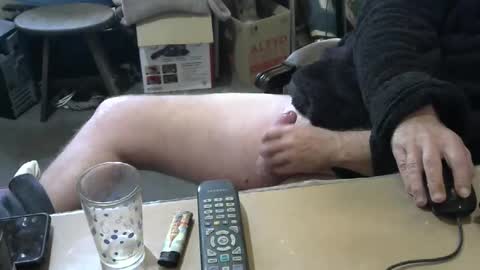 Snapshot of happyfeet987999864 chatting on 05.08.26 happyfeet987999864 online show from 05.08.26