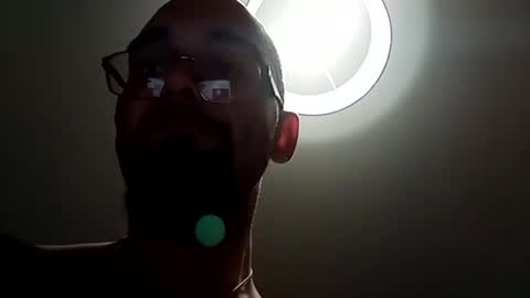 Calvin Secret  online show from 09.10.25