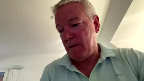 Snapshot of happysierra chatting on 09.11.25 Harry online show from 09.11.25