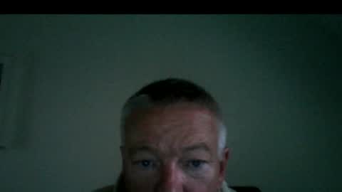 Snapshot of happysierra chatting on 04.10.26 Harry online show from 04.10.26