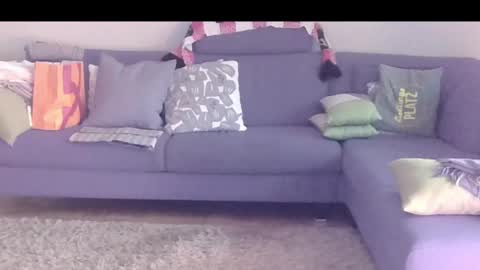 Snapshot of happysierra chatting on 04.13.26 Harry online show from 04.13.26