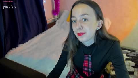 Snapshot of happystephanie chatting on 01.21.25 Stephanie online show from 01.21.25