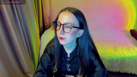 Stephanie online show from 03.28.26