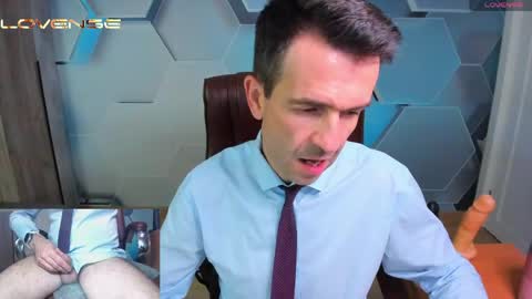 Snapshot of hard_and_juici chatting on 06.08.26 Steve online show from 06.08.26