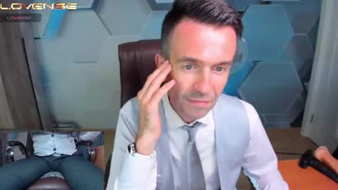 Snapshot of hard_and_juici chatting on 06.27.26 Steve online show from 06.27.26