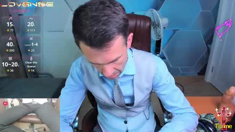Snapshot of hard_and_juici chatting on 07.18.26 Steve online show from 07.18.26