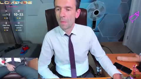 Snapshot of hard_and_juici chatting on 07.25.26 Steve online show from 07.25.26