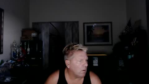 Snapshot of hardblondcouplehawaii chatting on 09.28.25 Steele and Cassie online show from 09.28.25