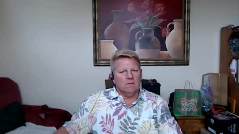 Snapshot of hardblondcouplehawaii chatting on 12.21.25 Steele and Cassie online show from 12.21.25