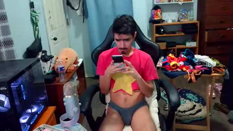 Snapshot of harddmikee chatting on 02.09.26 harddmikee online show from 02.09.26