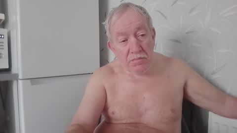 Snapshot of hardon4u123456789 chatting on 11.02.25 hardon4u123456789 online show from 11.02.25