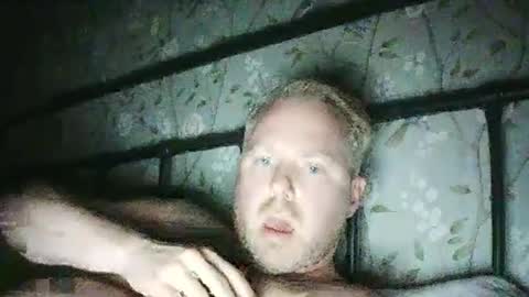 Snapshot of hardswedishboy chatting on 06.19.26 hardswedishboy online show from 06.19.26