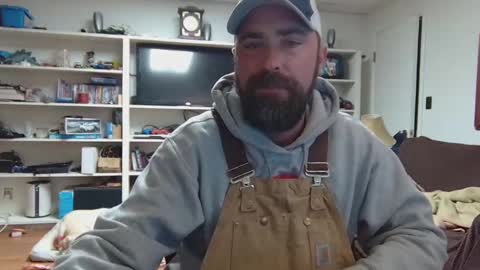 Snapshot of hardworkertn chatting on 02.16.25 hardworkertn online show from 02.16.25