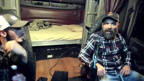 Snapshot of hardworkertn chatting on 02.18.25 hardworkertn online show from 02.18.25