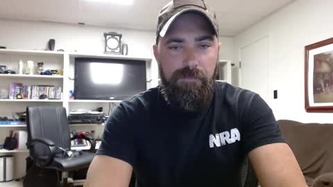 Snapshot of hardworkertn chatting on 02.19.25 hardworkertn online show from 02.19.25