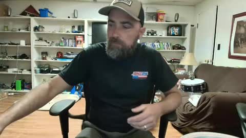 Snapshot of hardworkertn chatting on 03.03.25 hardworkertn online show from 03.03.25