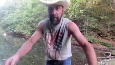 Snapshot of hardworkertn chatting on 09.20.25 hardworkertn online show from 09.20.25