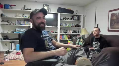 Snapshot of hardworkertn chatting on 11.20.25 hardworkertn online show from 11.20.25