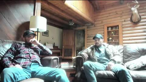 Snapshot of hardworkertn chatting on 12.18.25 hardworkertn online show from 12.18.25