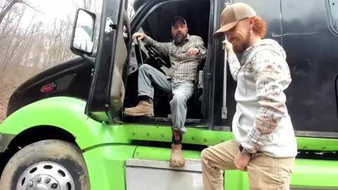 Snapshot of hardworkertn chatting on 02.25.26 hardworkertn online show from 02.25.26