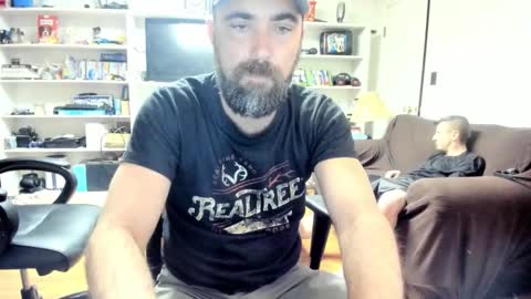 Snapshot of hardworkertn chatting on 02.27.26 hardworkertn online show from 02.27.26