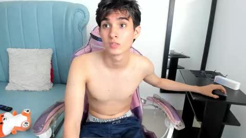 Snapshot of haritz_ chatting on 01.05.26 haritz online show from 01.05.26