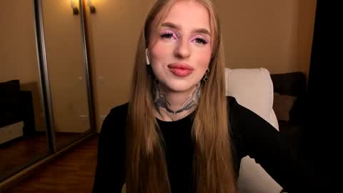 Julia online show from 04.27.26