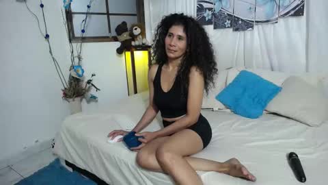 harley_quinns1 online show from 01.24.25