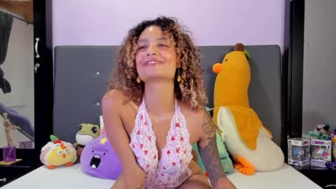 Harmony Hill online show from 04.03.26