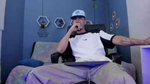 harold_999 online show from 07.04.26