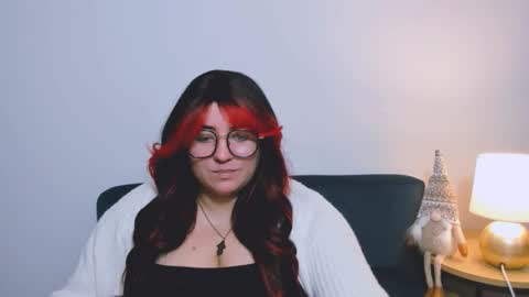 Snapshot of harperpretty chatting on 11.26.25 harperpretty online show from 11.26.25