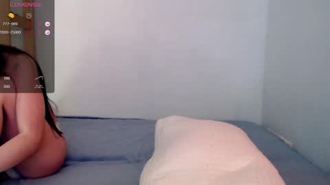 Snapshot of harriell chatting on 02.19.25 Kira online show from 02.19.25