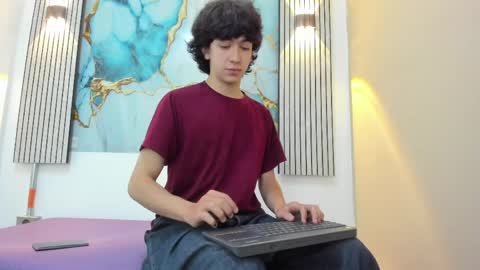 Snapshot of harry_hills1 chatting on 03.30.26 HARRY online show from 03.30.26