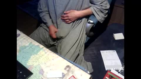 Snapshot of harryheat chatting on 09.14.25 harryheat online show from 09.14.25