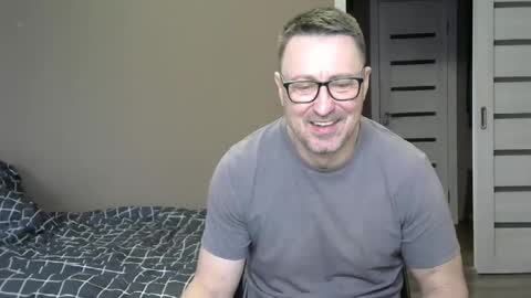 Snapshot of harrysnake chatting on 02.09.25 HarrySnake online show from 02.09.25