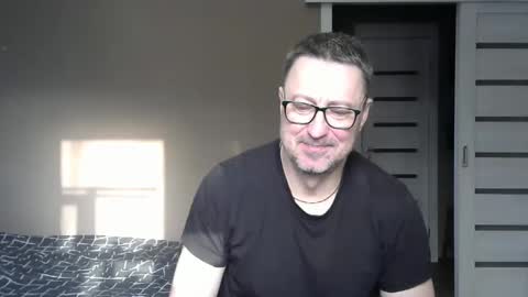 Snapshot of harrysnake chatting on 02.21.25 HarrySnake online show from 02.21.25