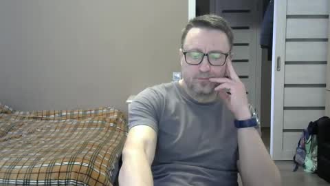 Snapshot of harrysnake chatting on 03.03.25 HarrySnake online show from 03.03.25