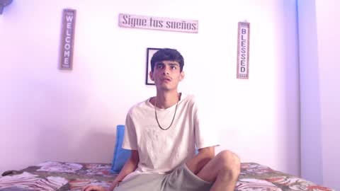 Snapshot of harrythomson1 chatting on 01.24.25 harry thomson online show from 01.24.25